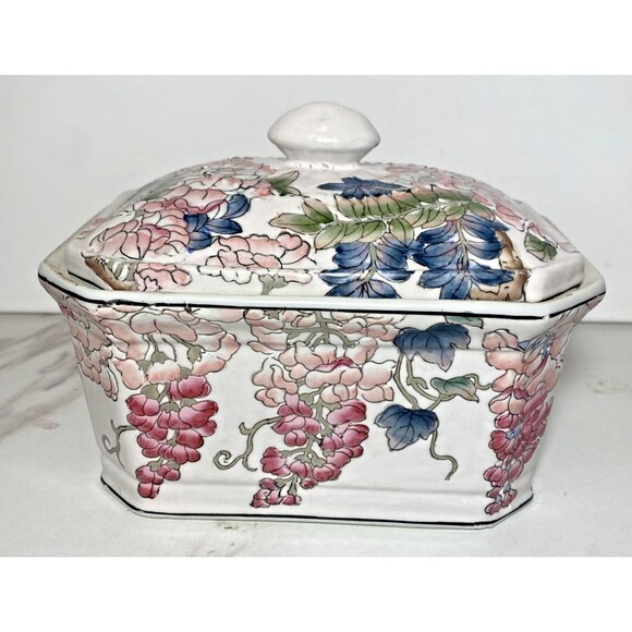 Andrea By Sadek Hand Painted Flowers Porcelain Box With Lid Made In China - Picture 1 of 11